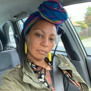 Meet your Posher, Chandra